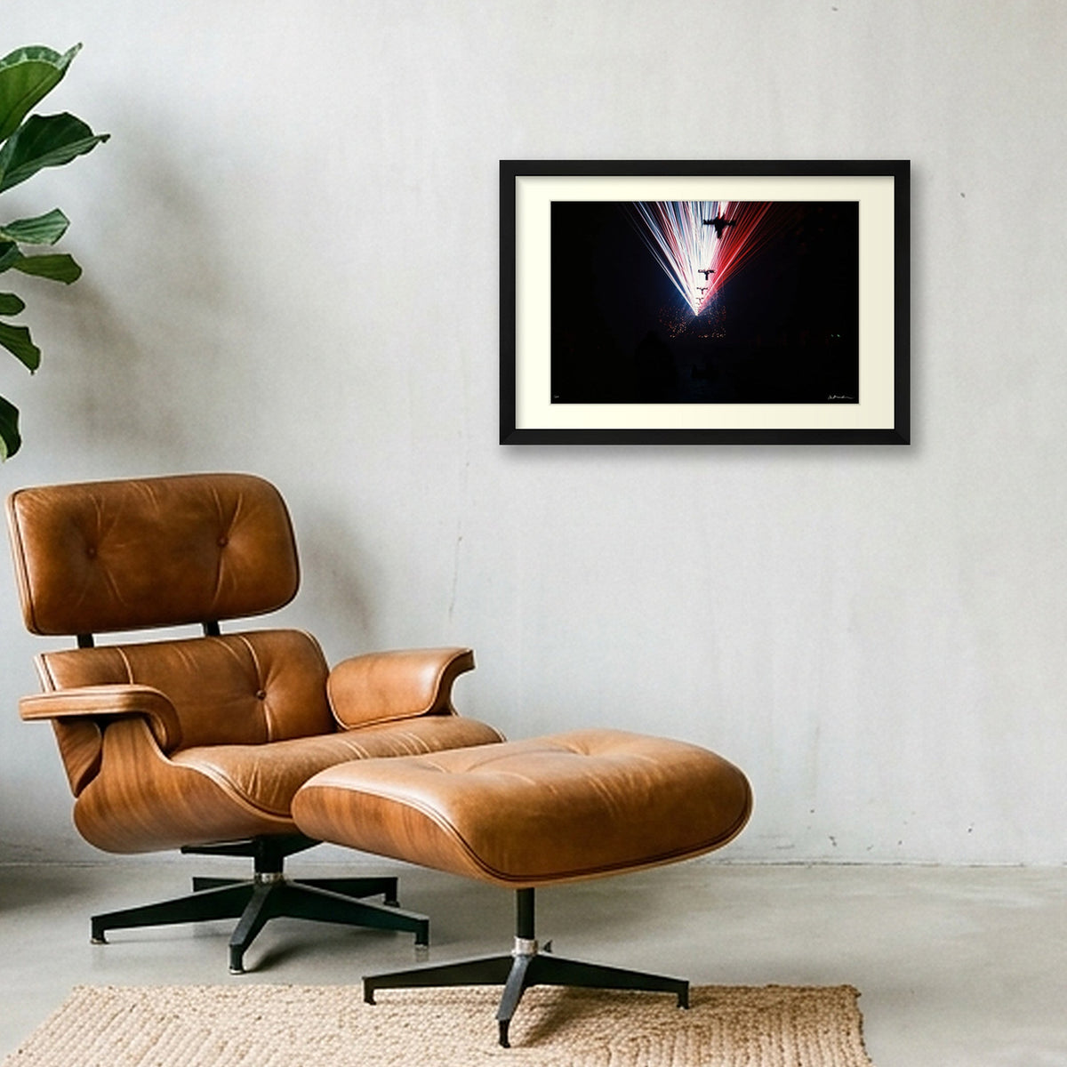 LASER FOCUS — 45×30cm, 18×12" Black Frame